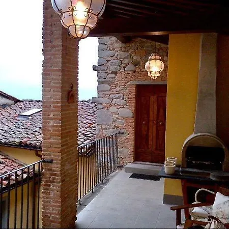 Terrazza Nel Centro Storico Nyaraló *