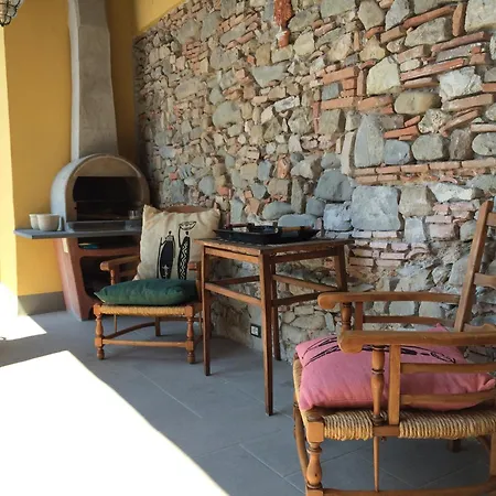 Terrazza Nel Centro Storico * Barga