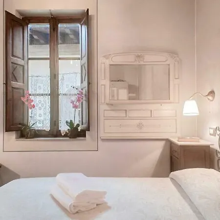 Vakantiehuis Terrazza Nel Centro Storico *